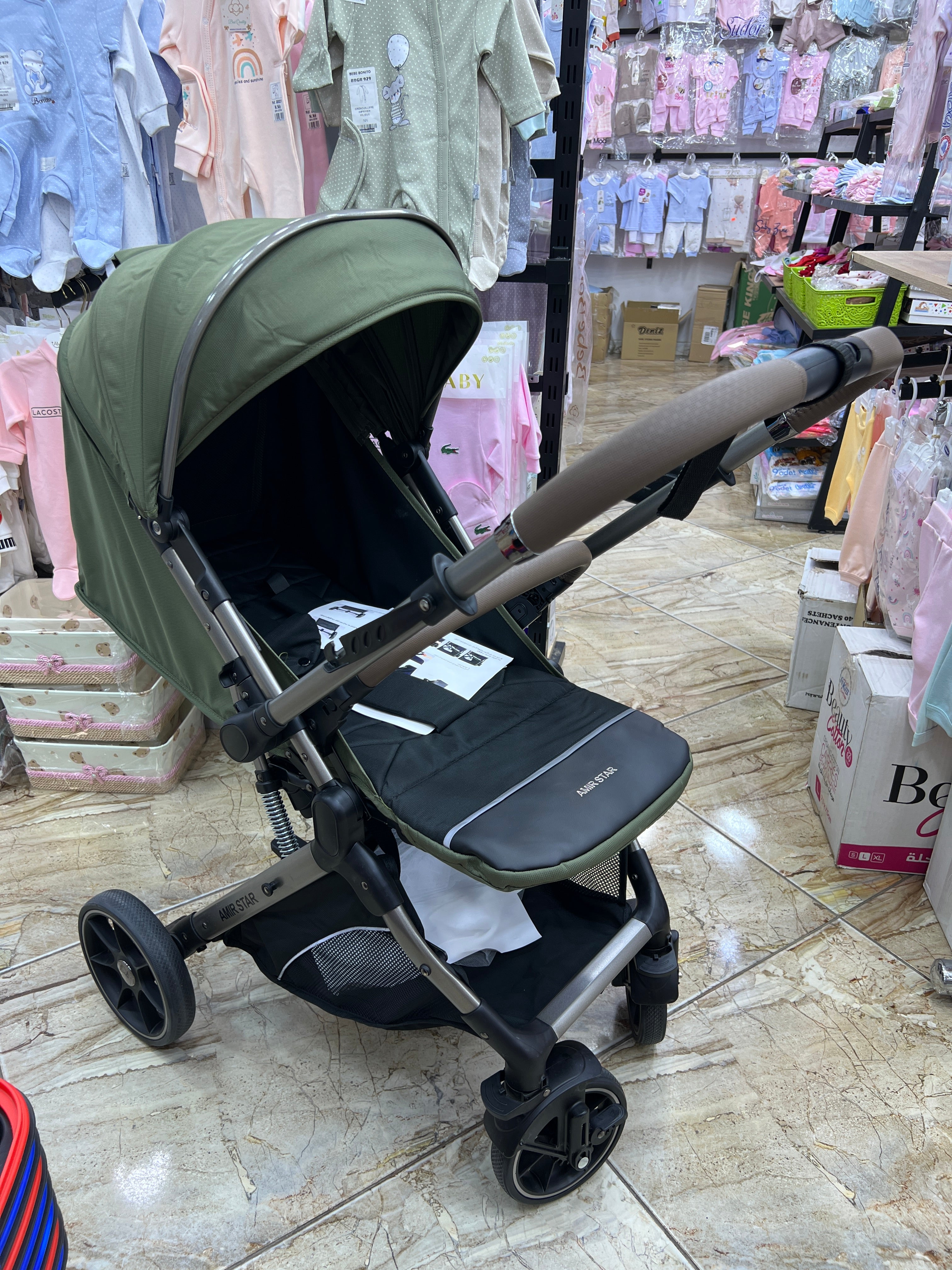 Poussette Élégante 6600 REVERSIBLE