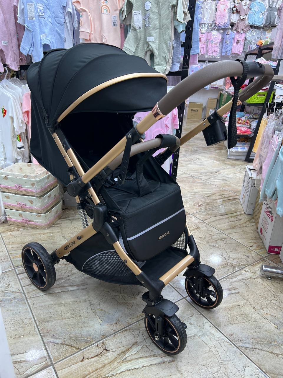 Poussette Élégante 6600 REVERSIBLE